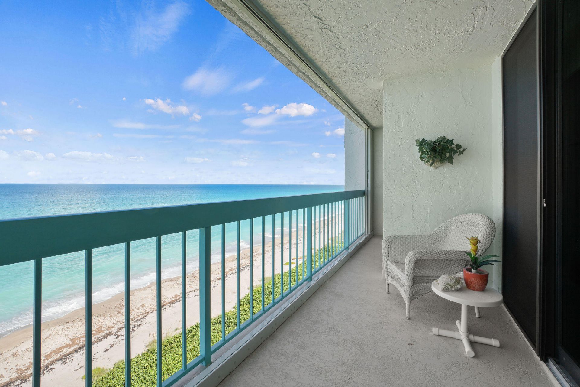 9940 S Ocean Drive, Unit 907, Jensen Beach, FL 34957 Photo