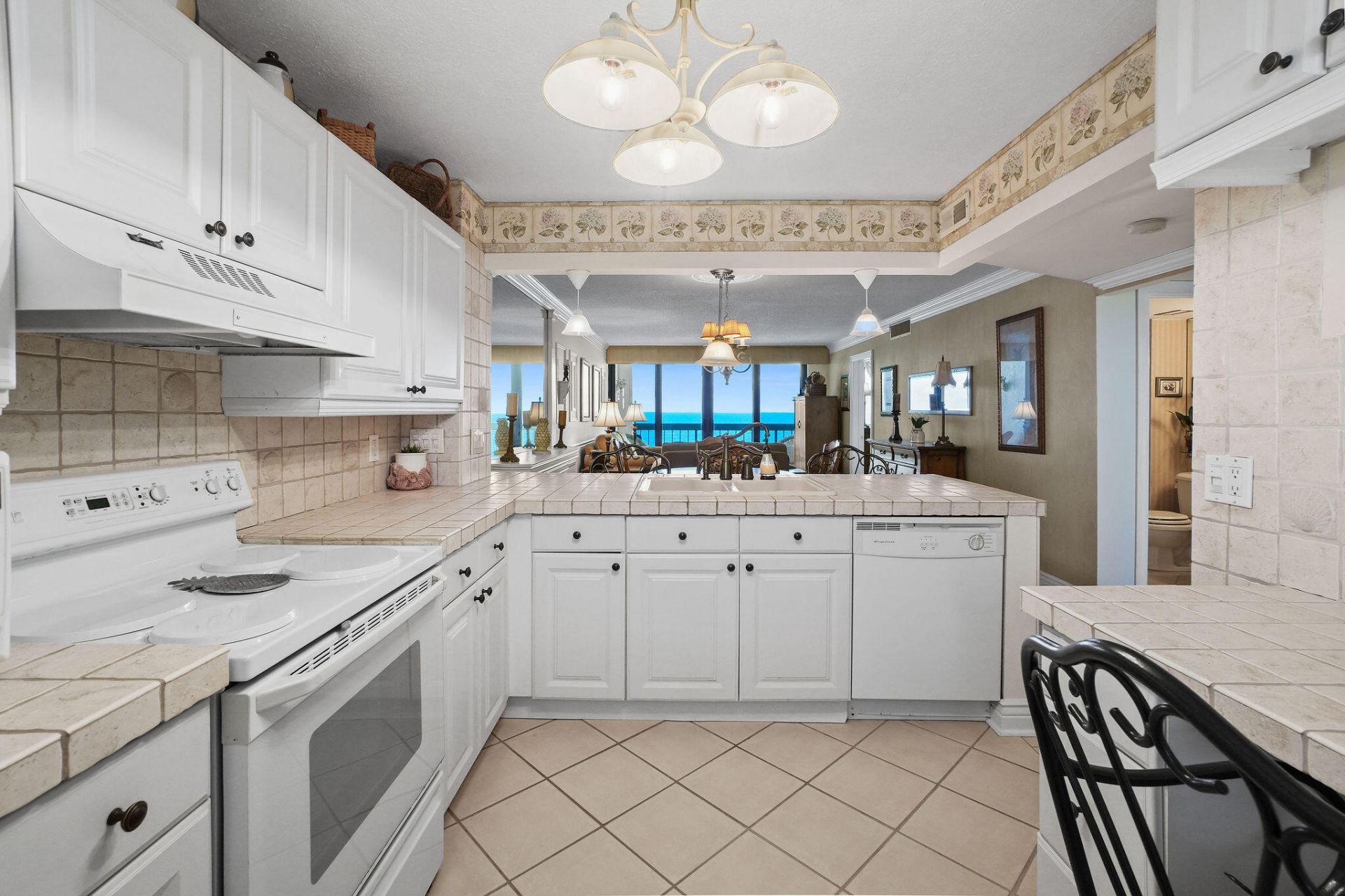 9940 S Ocean Drive, Unit 907, Jensen Beach, FL 34957 Photo