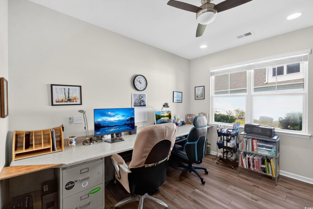 5618 Lombardia Circle Photo 16