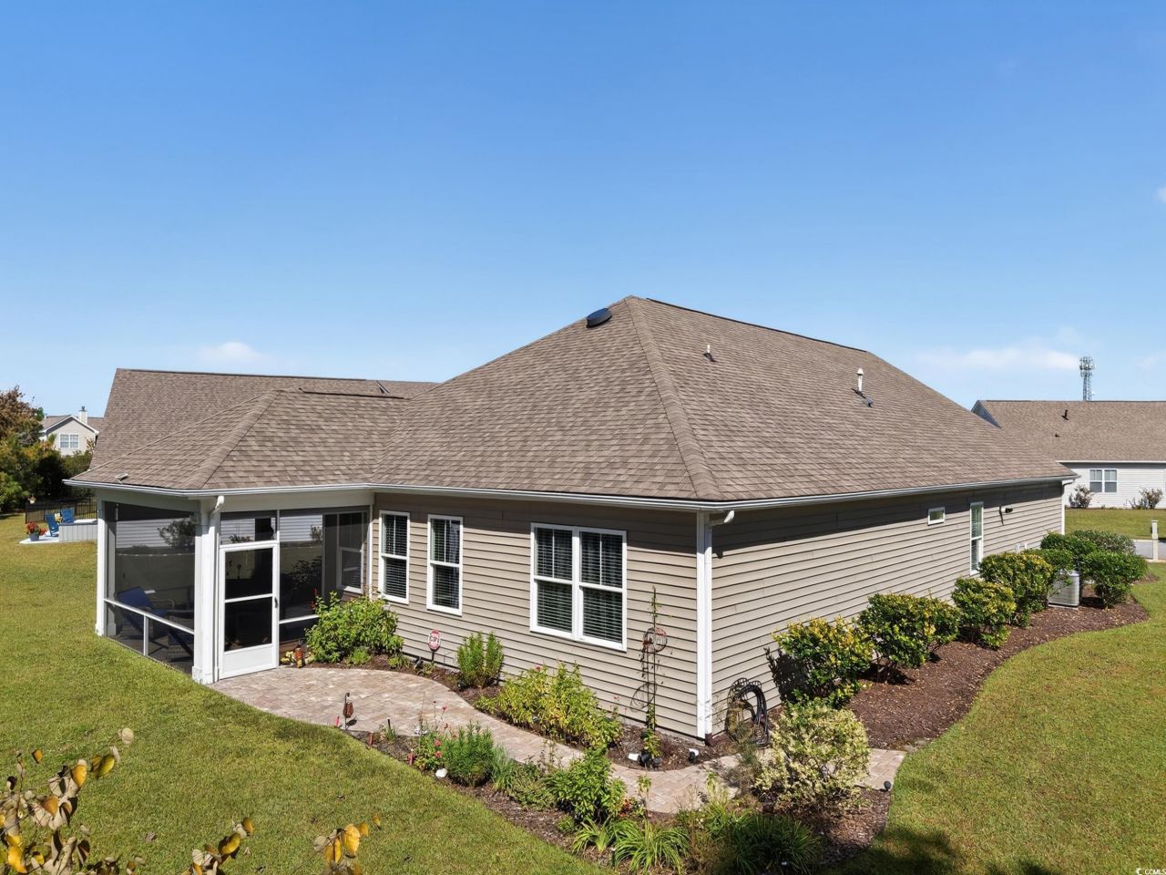 5618 Lombardia Circle Photo 24