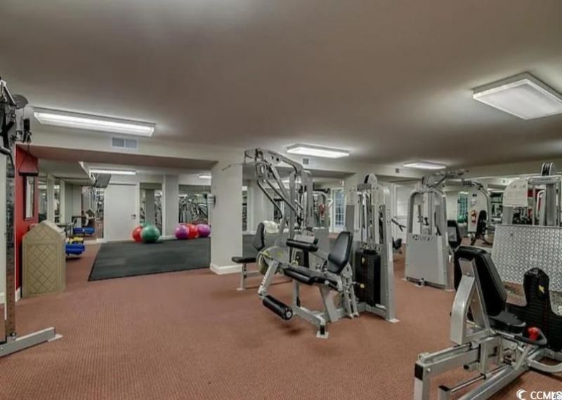 5618 Lombardia Circle Photo 35