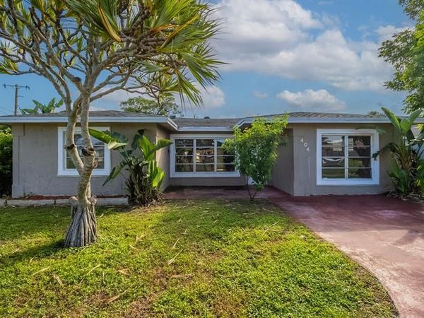 404 NW 5th Ave, Boynton Beach, FL 33435