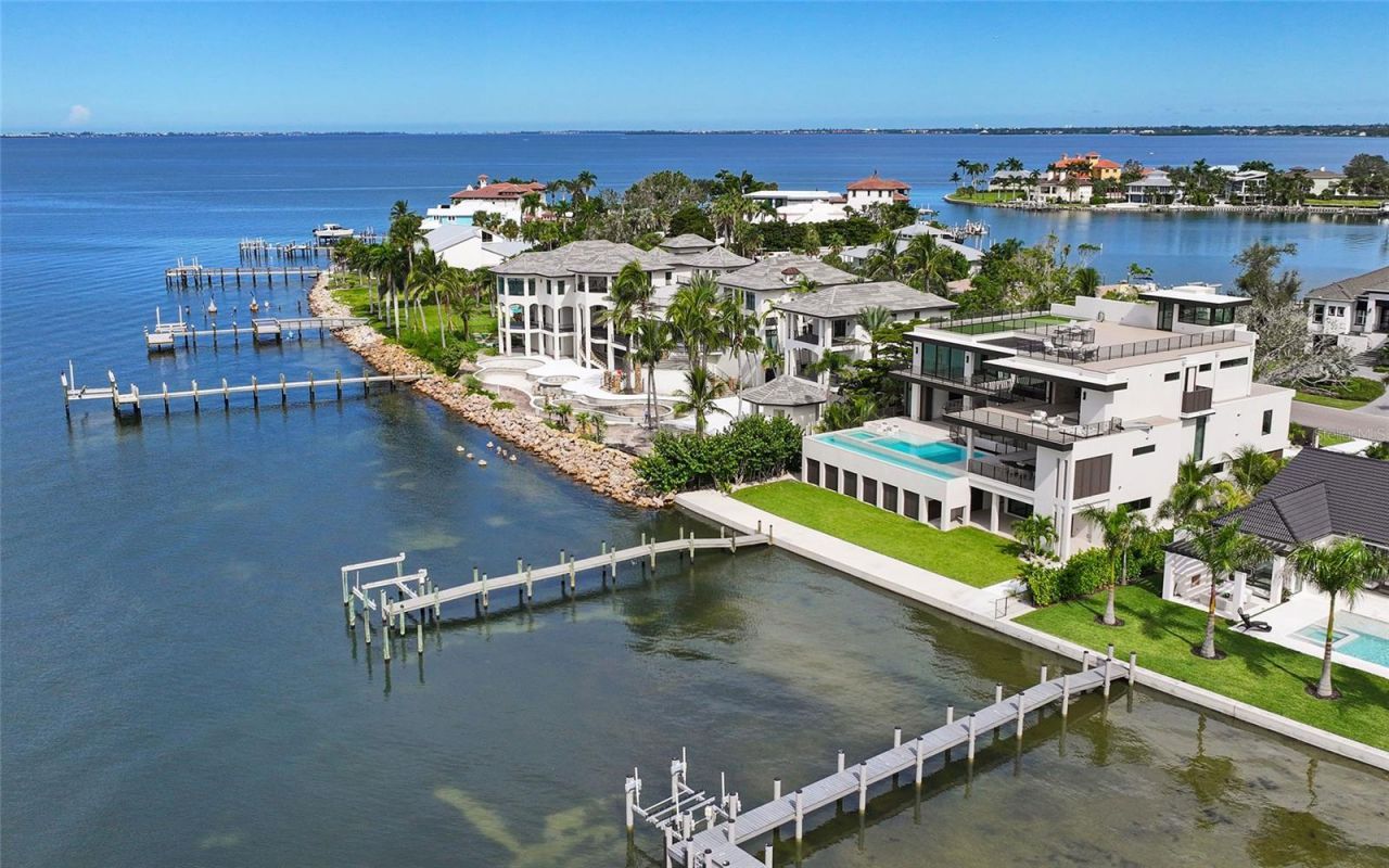 388 S Shore Drive, Sarasota, FL 34234 Photo