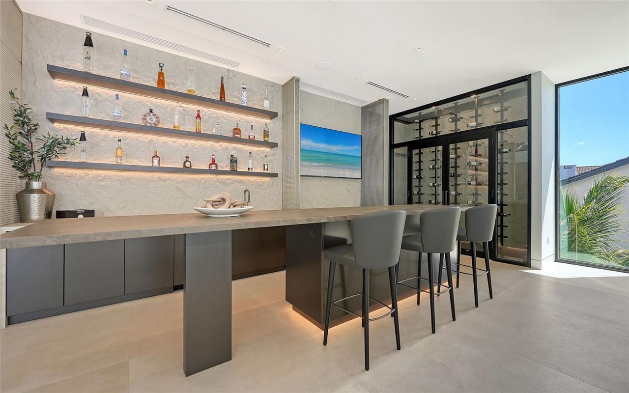 388 S Shore Drive, Sarasota, FL 34234 Photo