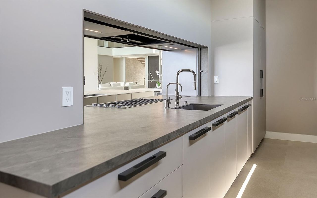 388 S Shore Drive, Sarasota, FL 34234 Photo