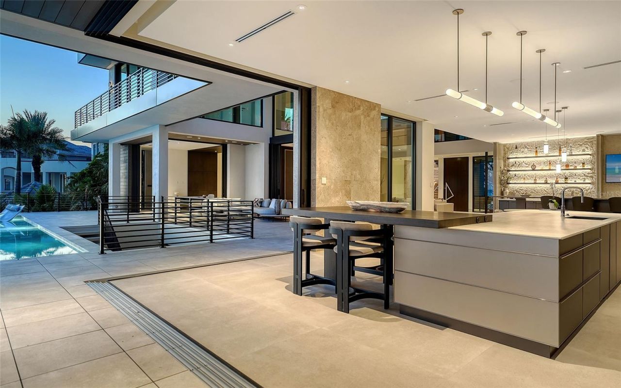 388 S Shore Drive, Sarasota, FL 34234 Photo