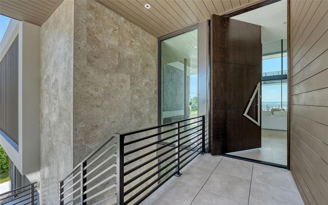 388 S Shore Drive, Sarasota, FL 34234 Photo