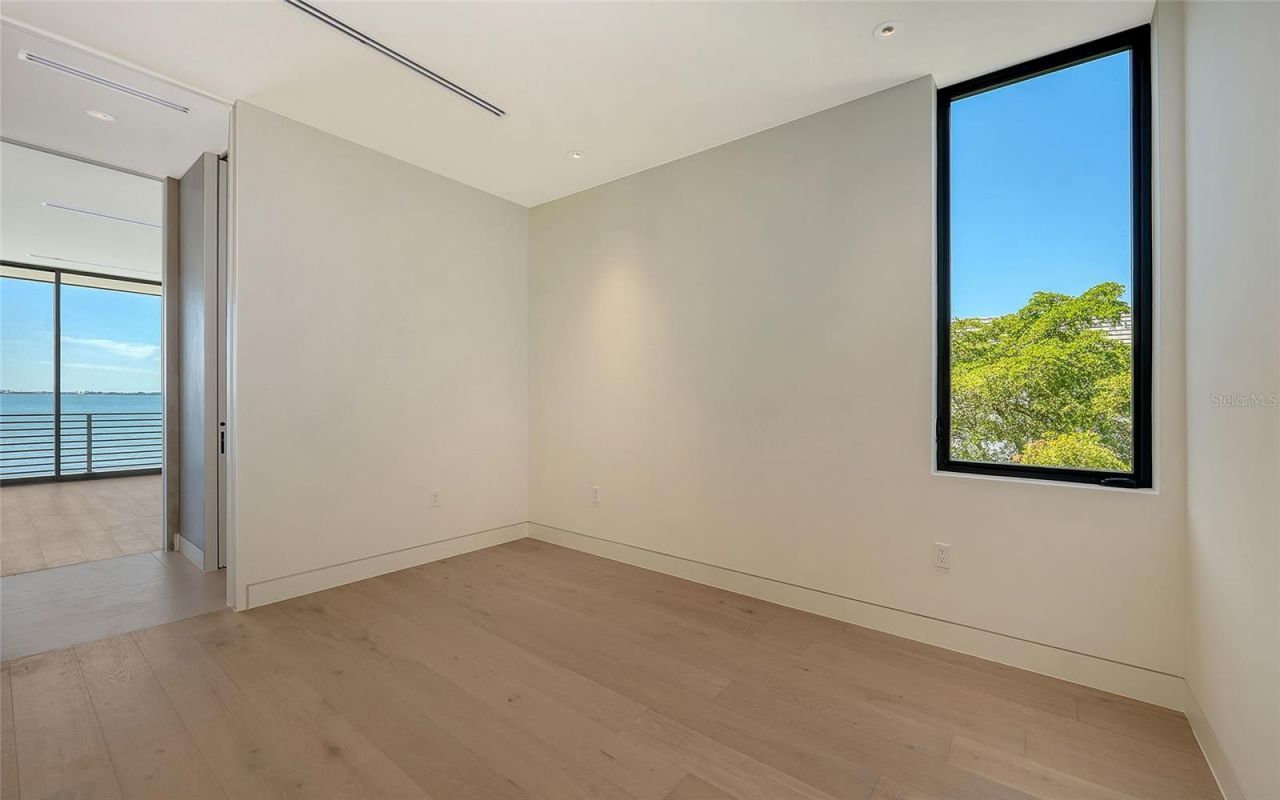 388 S Shore Drive, Sarasota, FL 34234 Photo