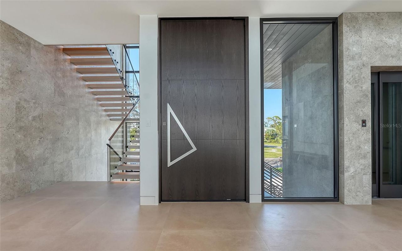 388 S Shore Drive, Sarasota, FL 34234 Photo