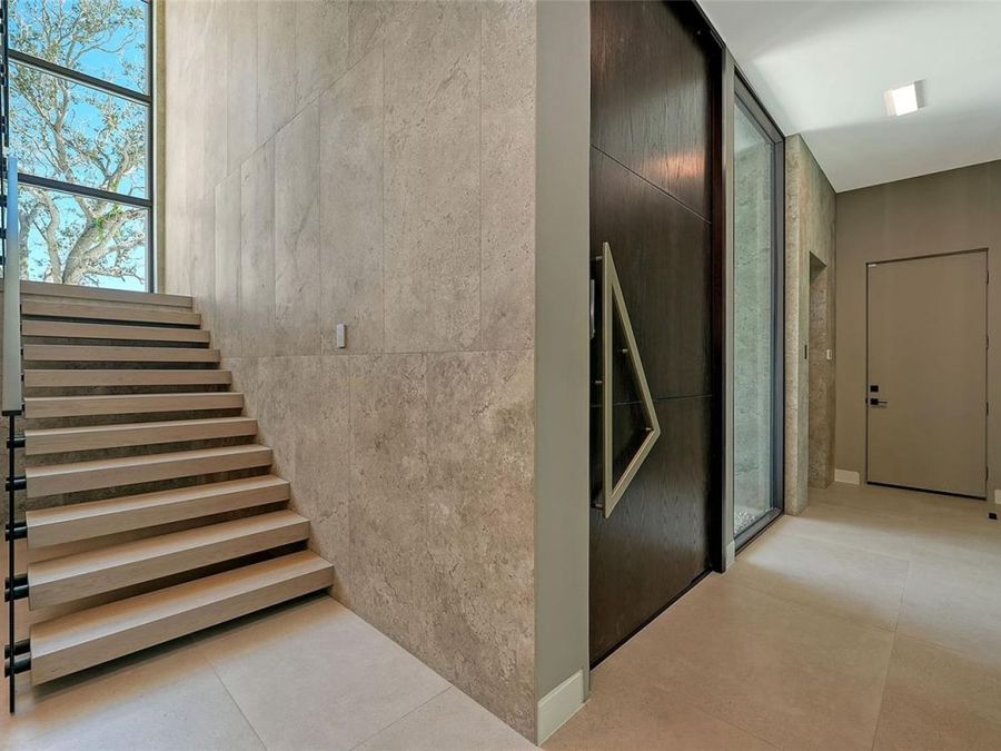 Property Image 92