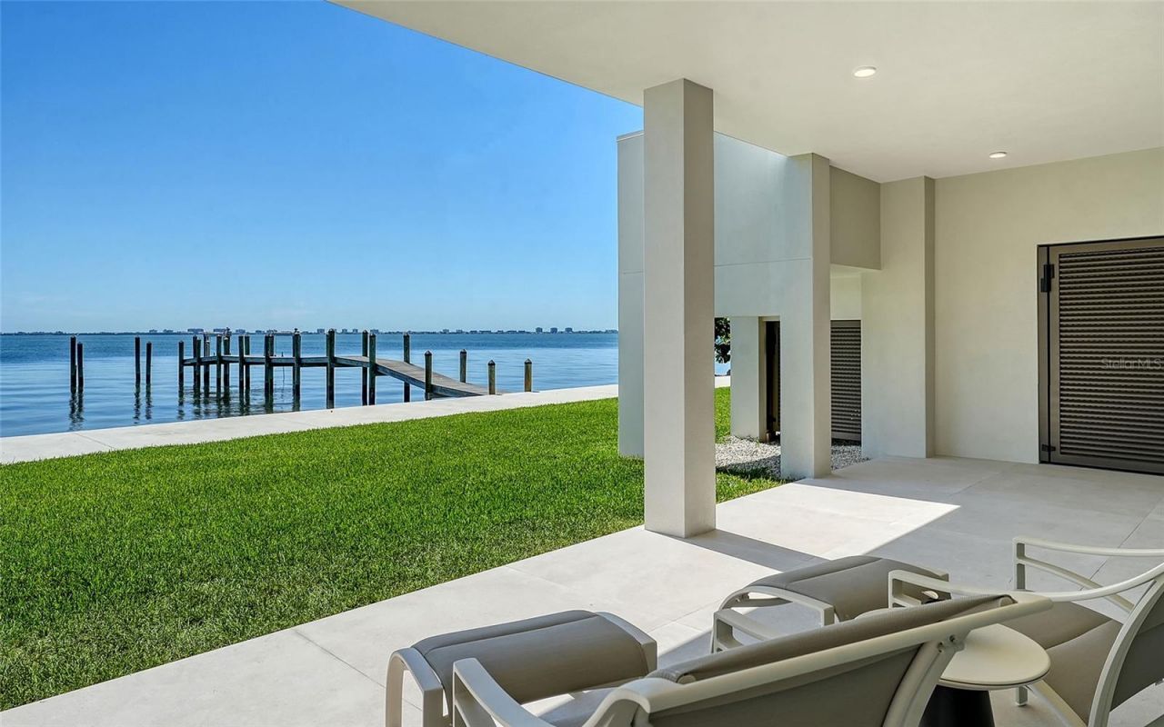 388 S Shore Drive, Sarasota, FL 34234 Photo