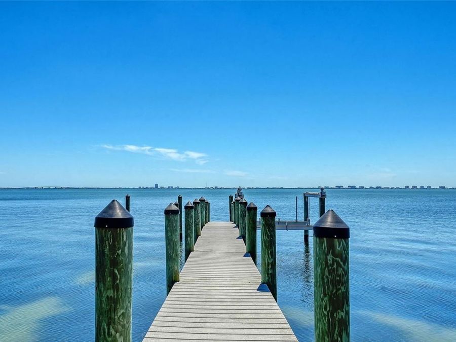 Property Image 100
