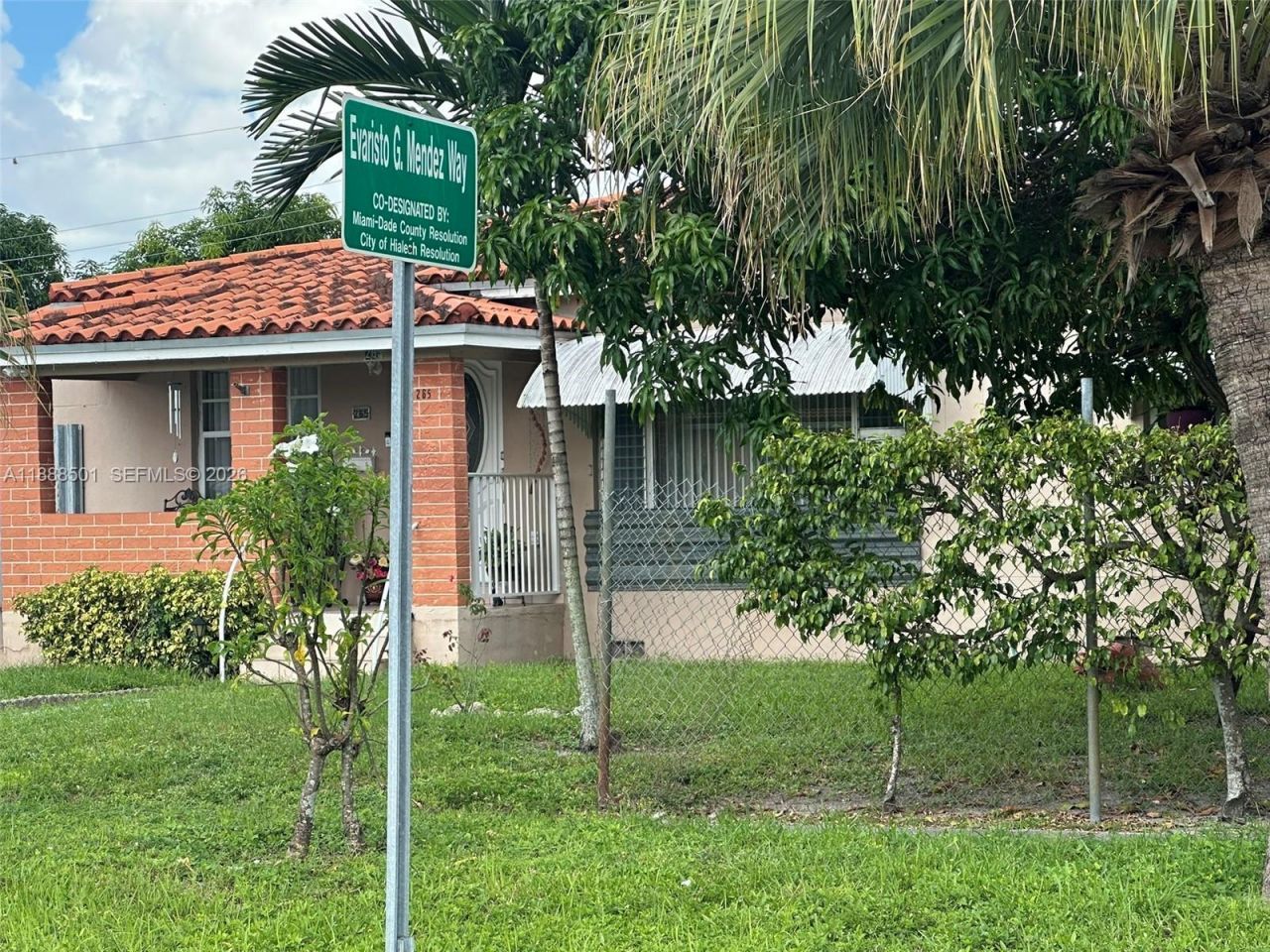 265 W 55th St, Hialeah, FL 33012 Photo