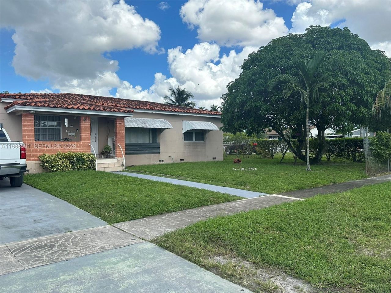 265 W 55th St, Hialeah, FL 33012 Photo