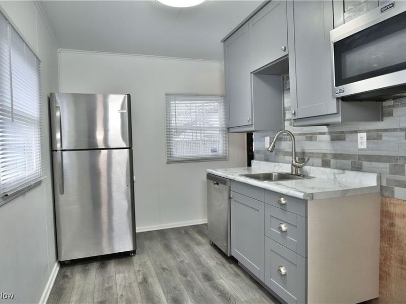 978 Hollywood Street NE, Warren, OH 44483 Photo 13