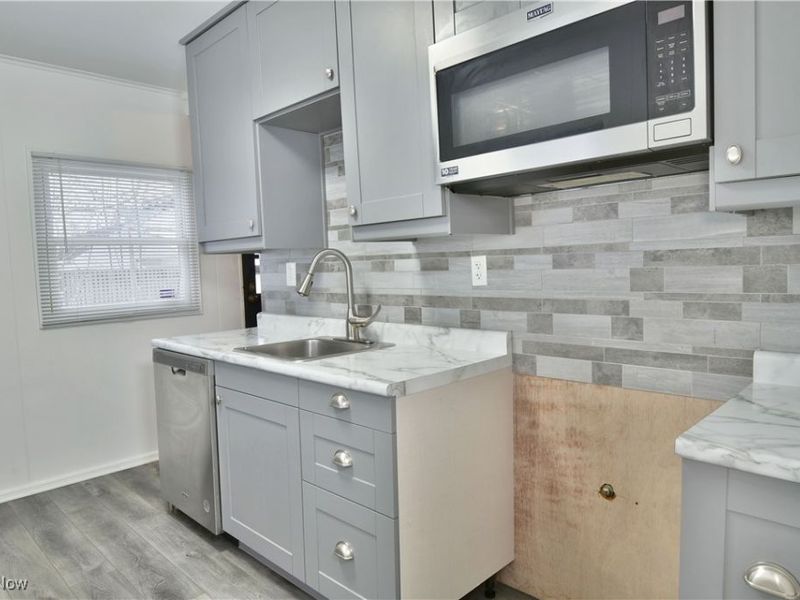 978 Hollywood Street NE, Warren, OH 44483 Photo 14