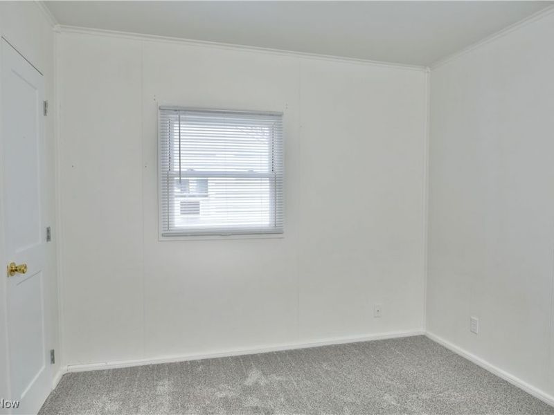 978 Hollywood Street NE, Warren, OH 44483 Photo 22