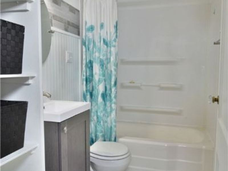 978 Hollywood Street NE, Warren, OH 44483 Photo 26