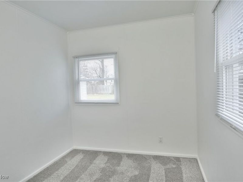 978 Hollywood Street NE, Warren, OH 44483 Photo 30