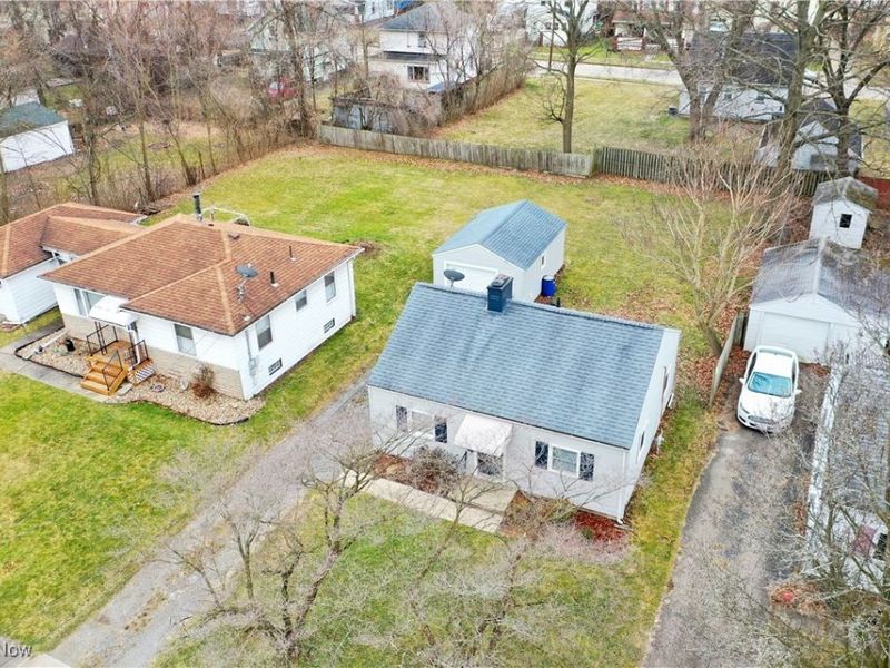 978 Hollywood Street NE, Warren, OH 44483 Photo 4