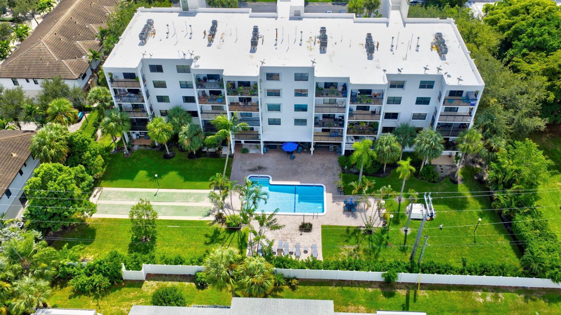 2707 NE 14th Street Causeway, Unit 401, Pompano Beach, FL 33062 Photo