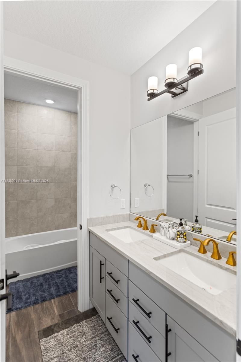 4022 Large Leaf Ln, Hollywood, FL 33021 Photo