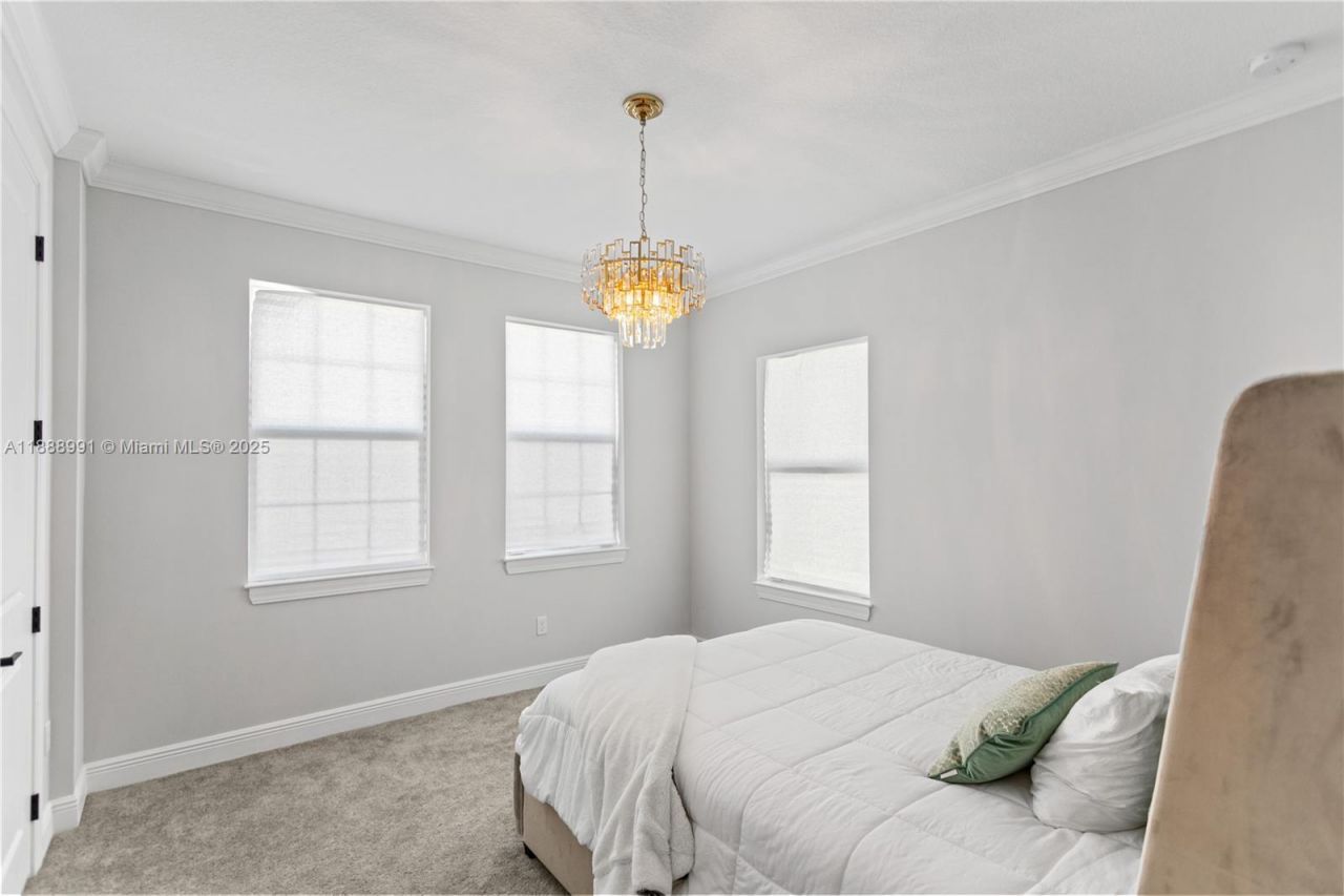 4022 Large Leaf Ln, Hollywood, FL 33021 Photo