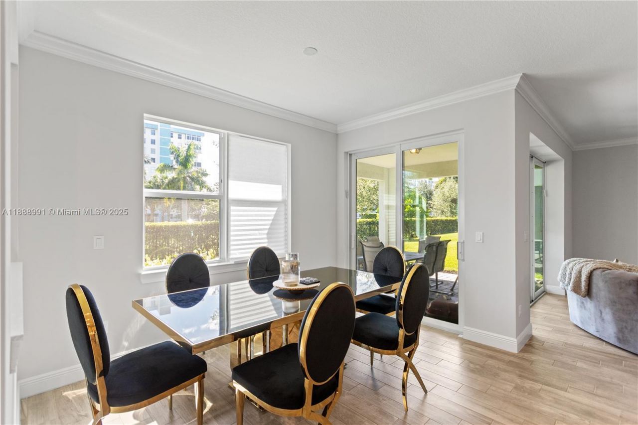 4022 Large Leaf Ln, Hollywood, FL 33021 Photo