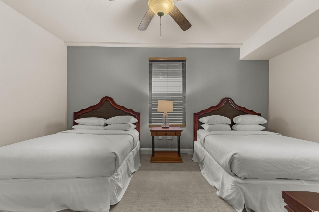 8121 Amalfi Pl. Photo 13