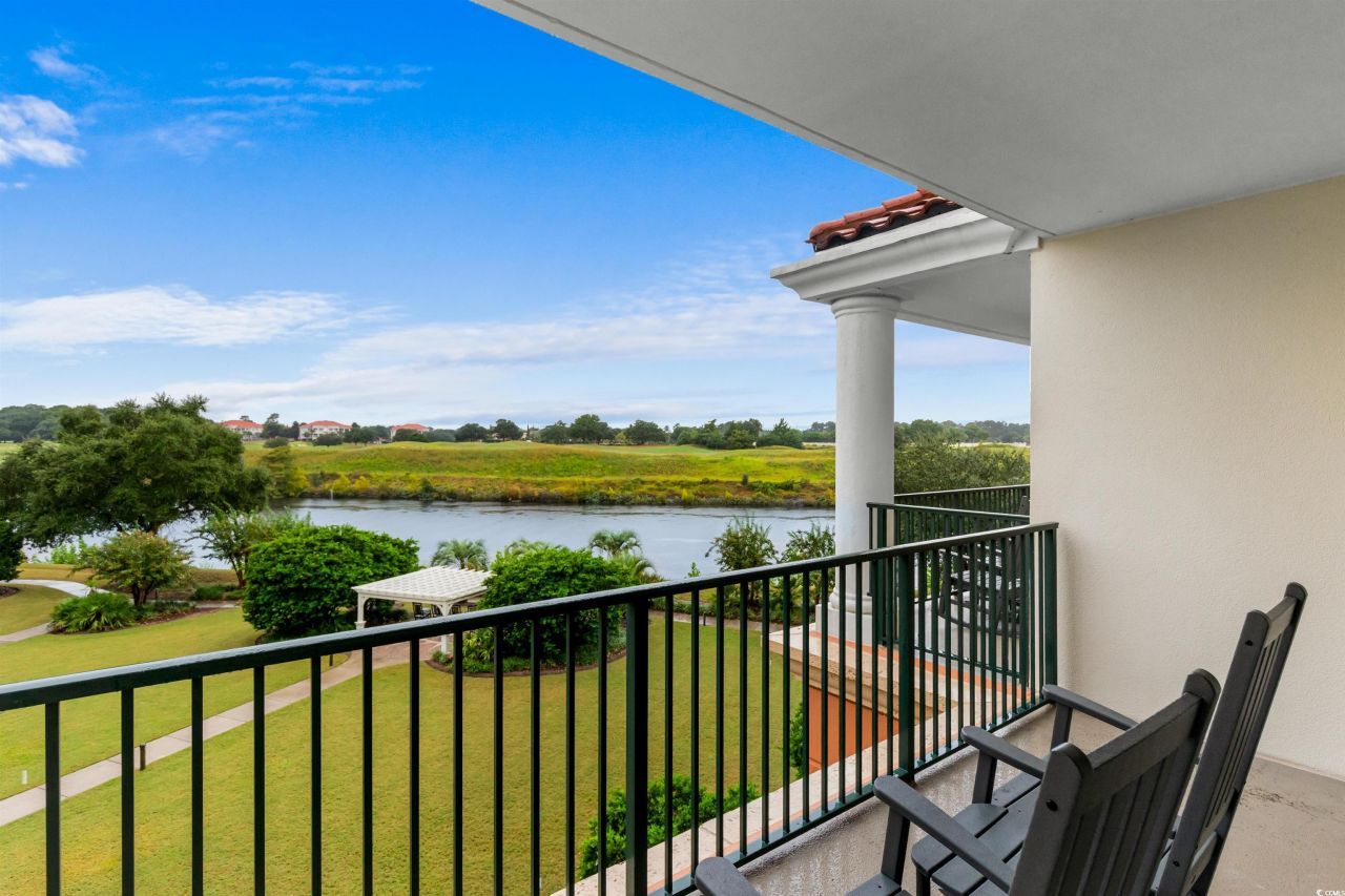 8121 Amalfi Pl. Photo 26