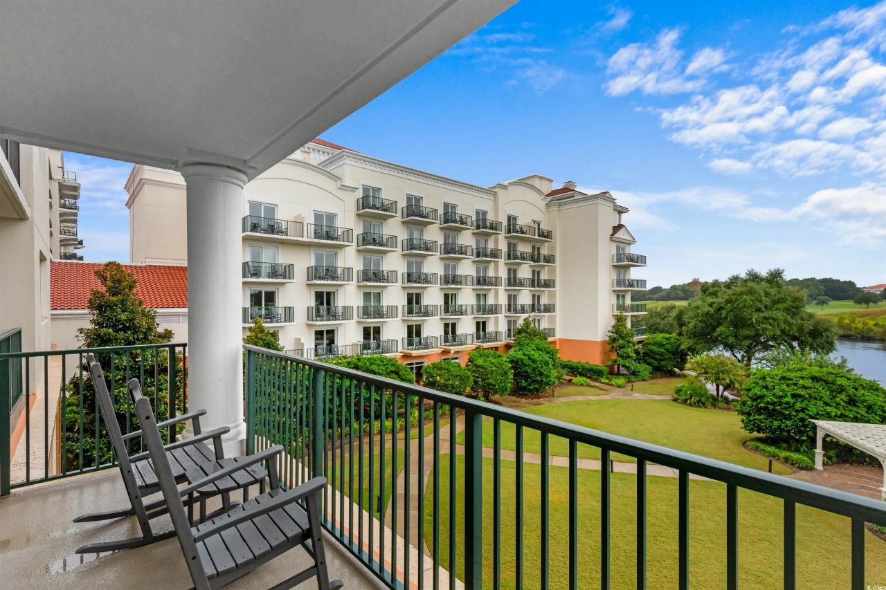 8121 Amalfi Pl. Photo 29