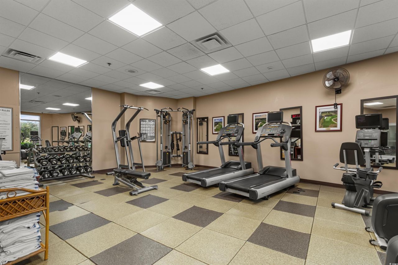 8121 Amalfi Pl. Photo 31