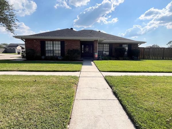 301 Pendleton Drive, Houma, LA 70360