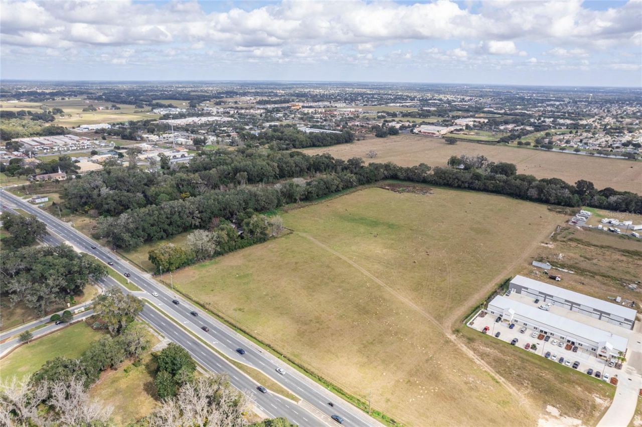 11425 N Us Highway 301, Oxford, FL 34484 Photo