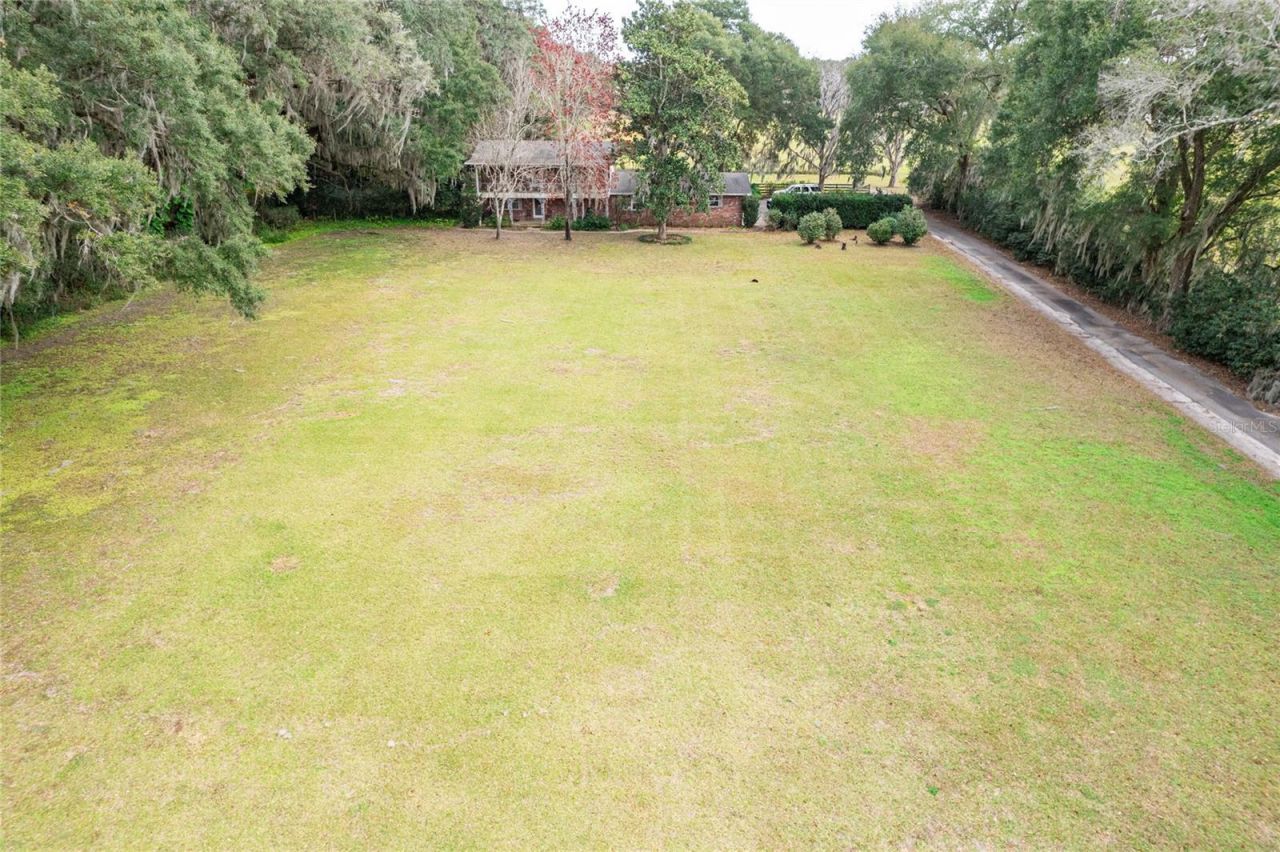 11425 N Us Highway 301, Oxford, FL 34484 Photo