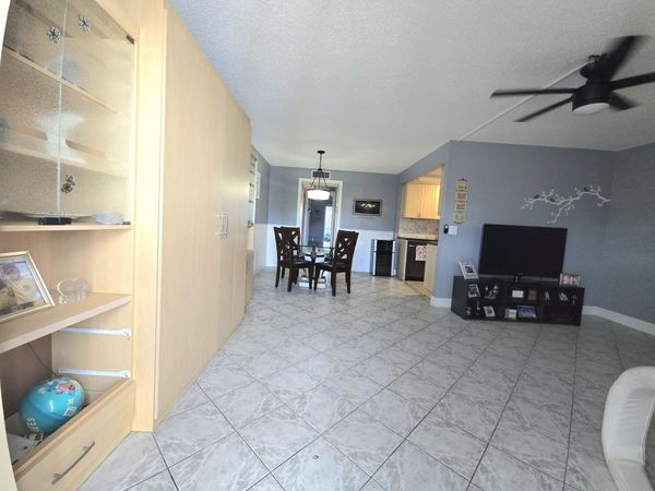 2010 Westbury F, Unit 2010, Deerfield Beach, FL 33442