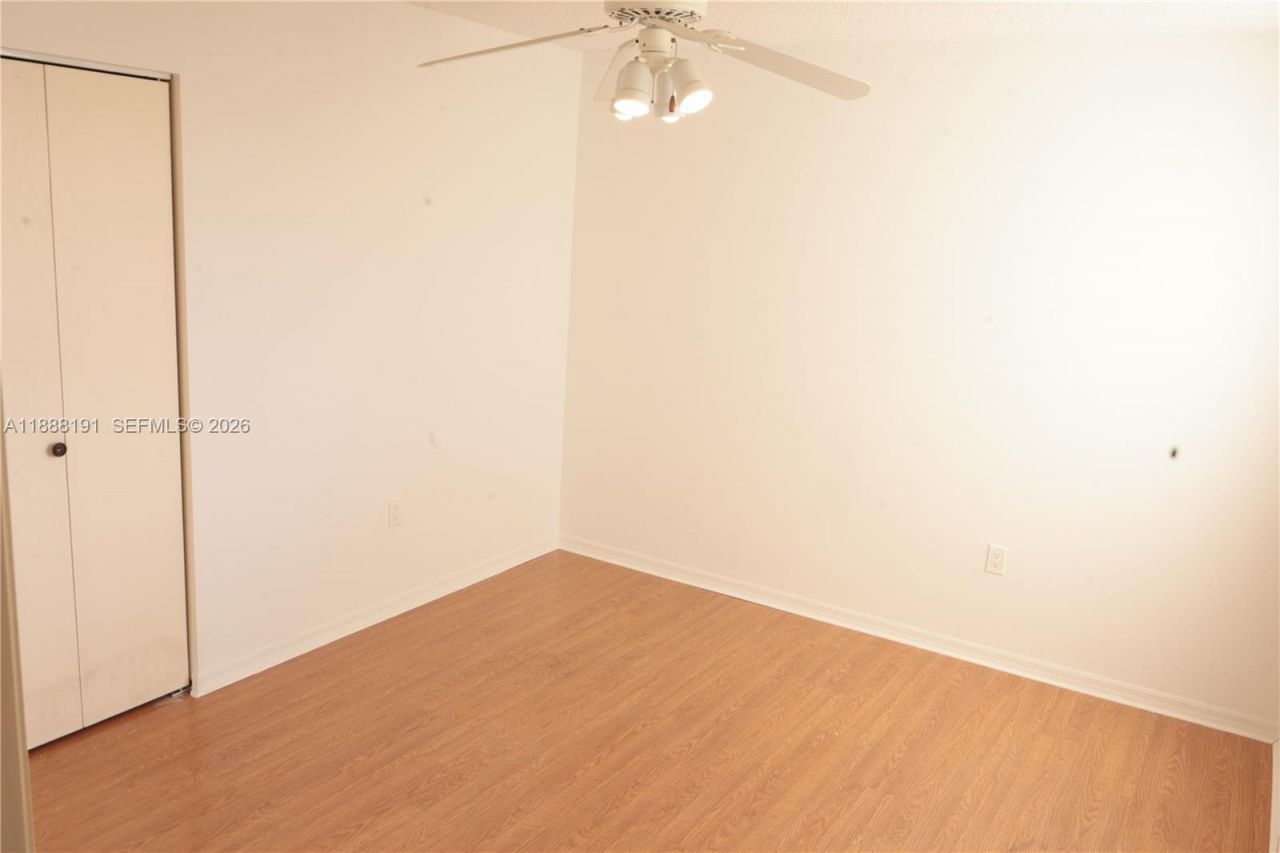 10889 SW 149th Pl, Miami, FL 33196 Photo