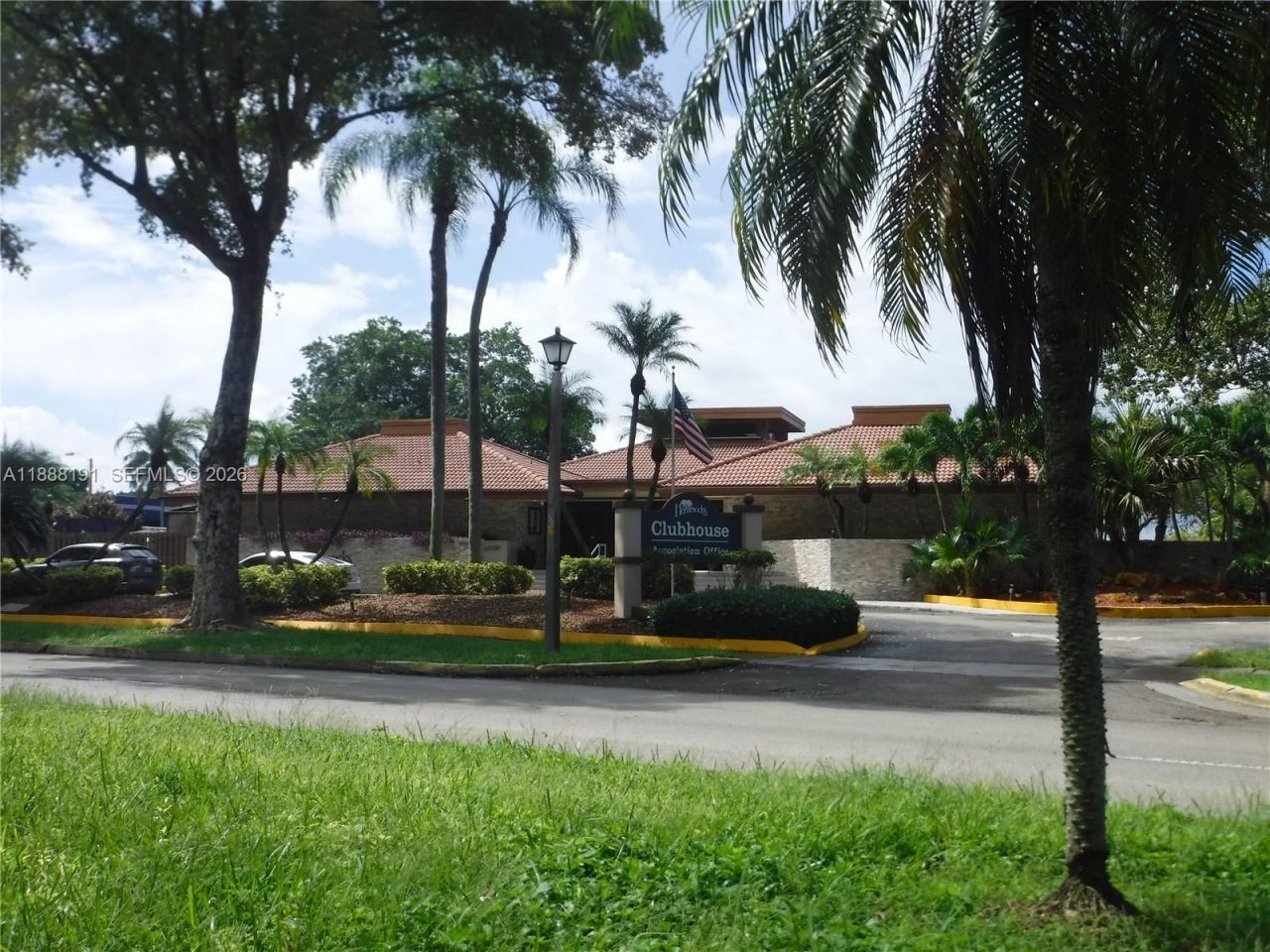 10889 SW 149th Pl, Miami, FL 33196 Photo