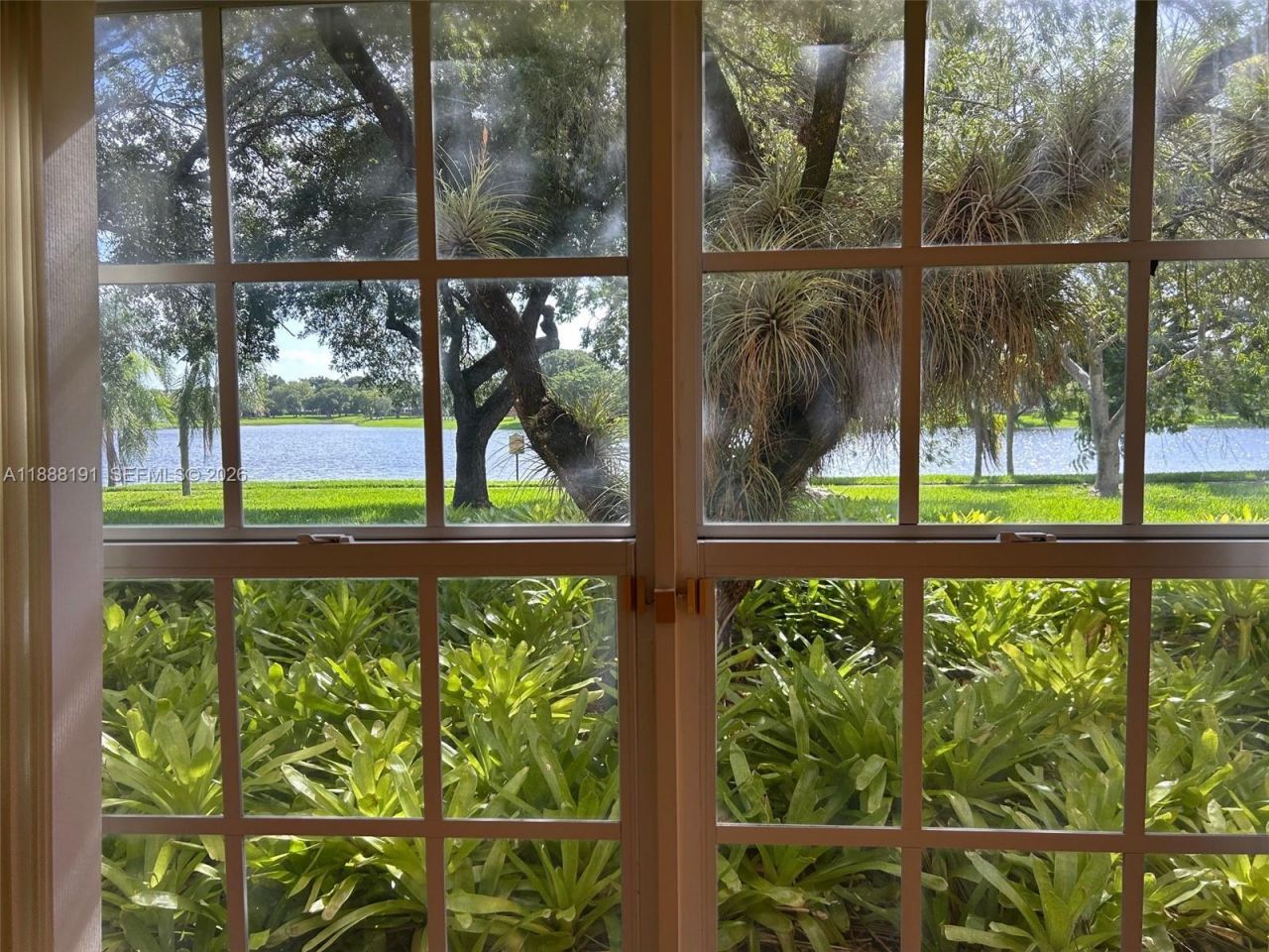 10889 SW 149th Pl, Miami, FL 33196 Photo