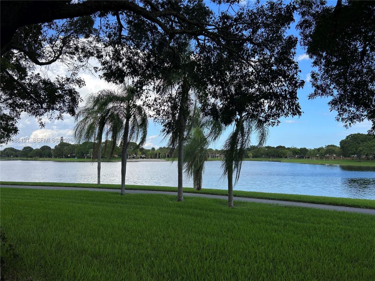 10889 SW 149th Pl, Miami, FL 33196 Photo