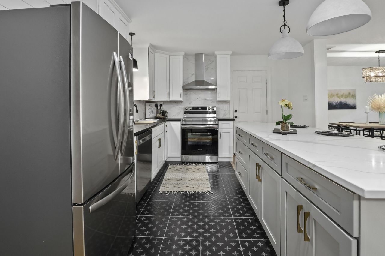 1134 Mim Avenue Photo 17