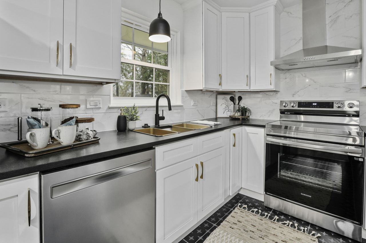 1134 Mim Avenue Photo 19