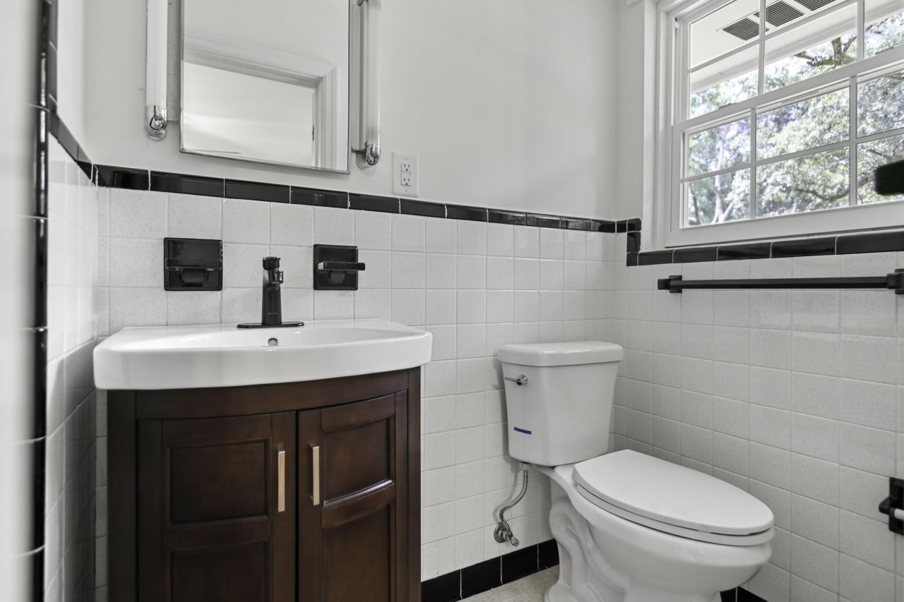 1134 Mim Avenue Photo 27