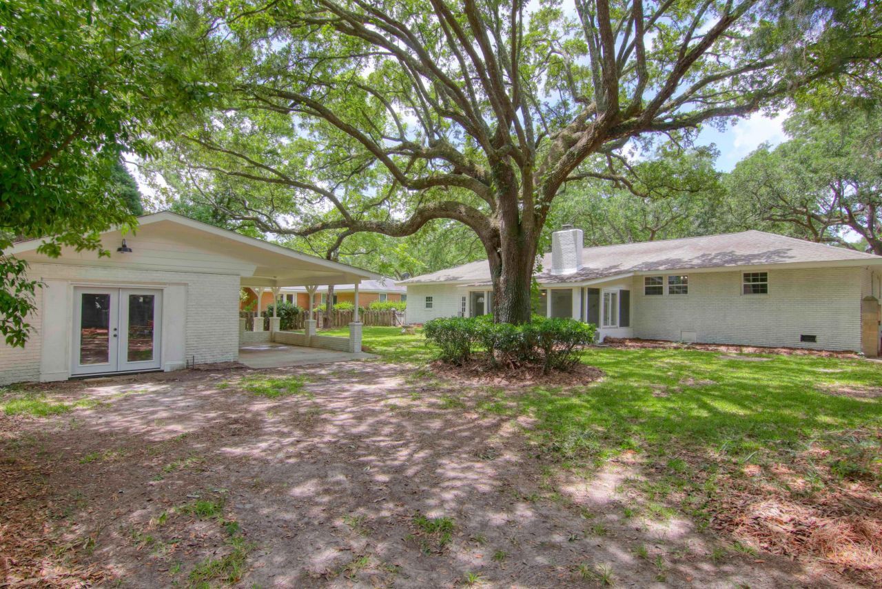 1134 Mim Avenue Photo 40