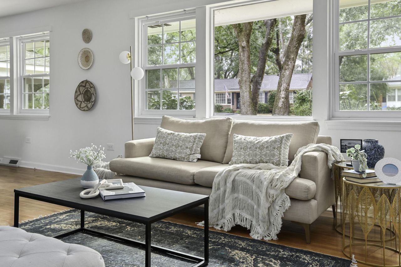 1134 Mim Avenue Photo 5