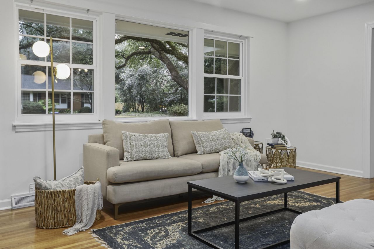 1134 Mim Avenue Photo 6