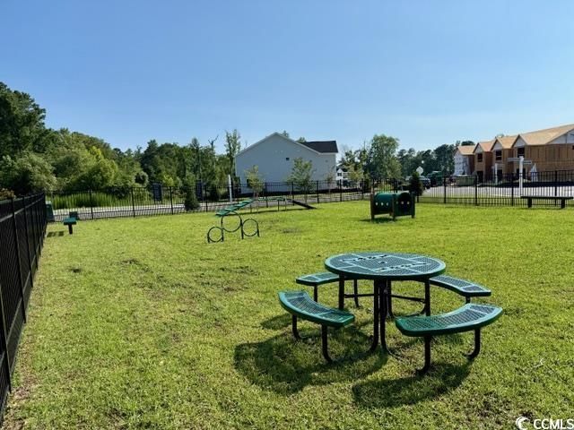 1156 Oak Meadow Dr. Photo 4