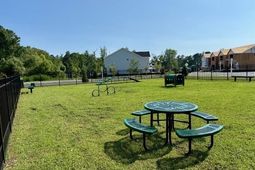 1156 Oak Meadow Dr. photo 4