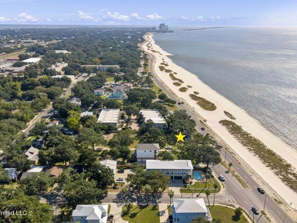 1484 Beach Boulevard, Biloxi, MS 39530