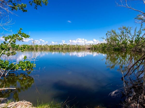 1450-1460 Court PL, SANIBEL, FL 33957